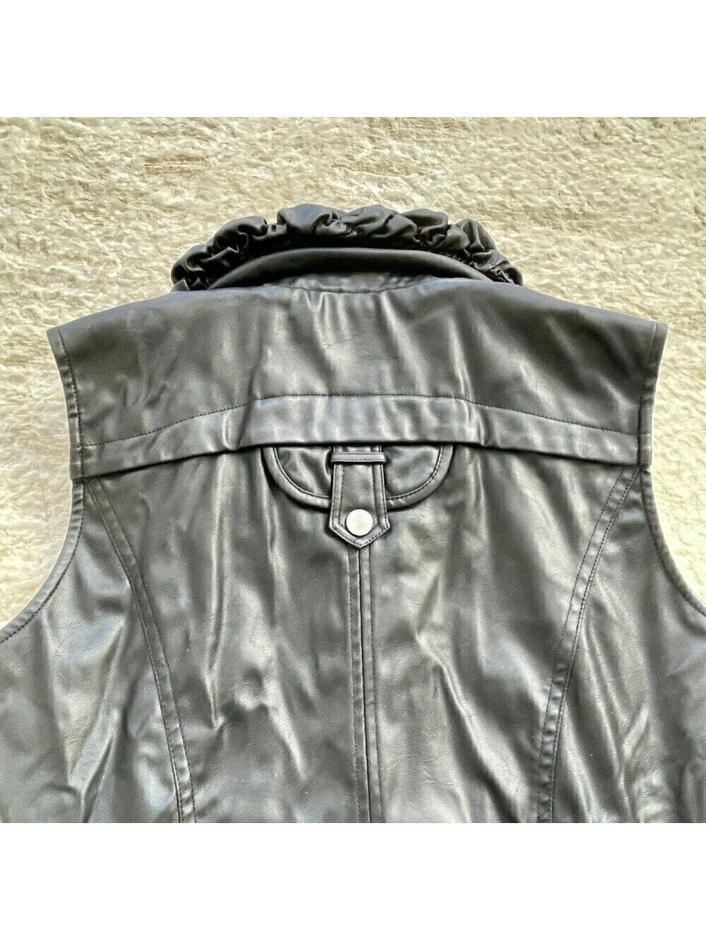 Black Vegan Leather Ethyl Vest, Ruffled Collar, Size M - Picture 12 of 14
